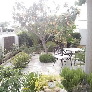 Bonito De 3 Hab. Con Jardin Apartment Roses